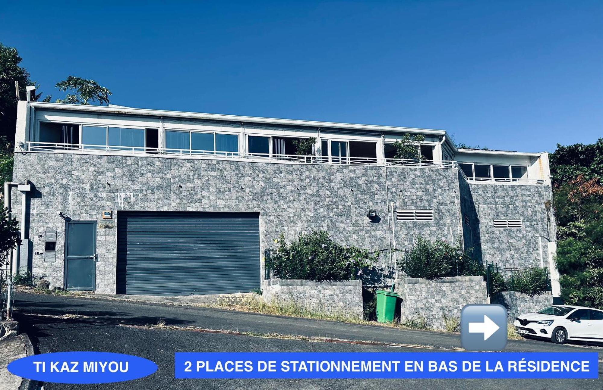 Appartement 3 Etoiles Sauna Vue Superbe Ti Kaz Miyou 2 La Possession Ngoại thất bức ảnh